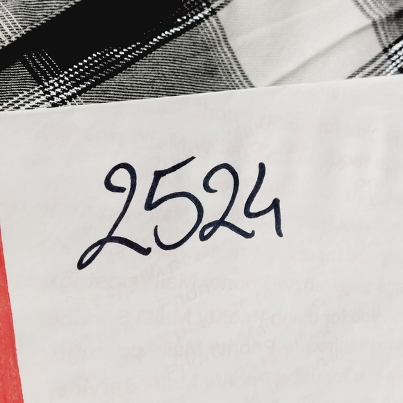 Victoria's Secret White & Black Flannel Plaid Button-Down Shirt 2524 - Picture 9 of 9